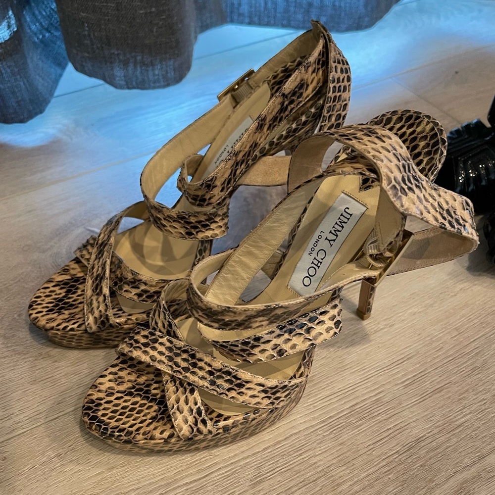 Jimmy Choo Vamp Snakeskin Heel Nude 39
$375 original $895